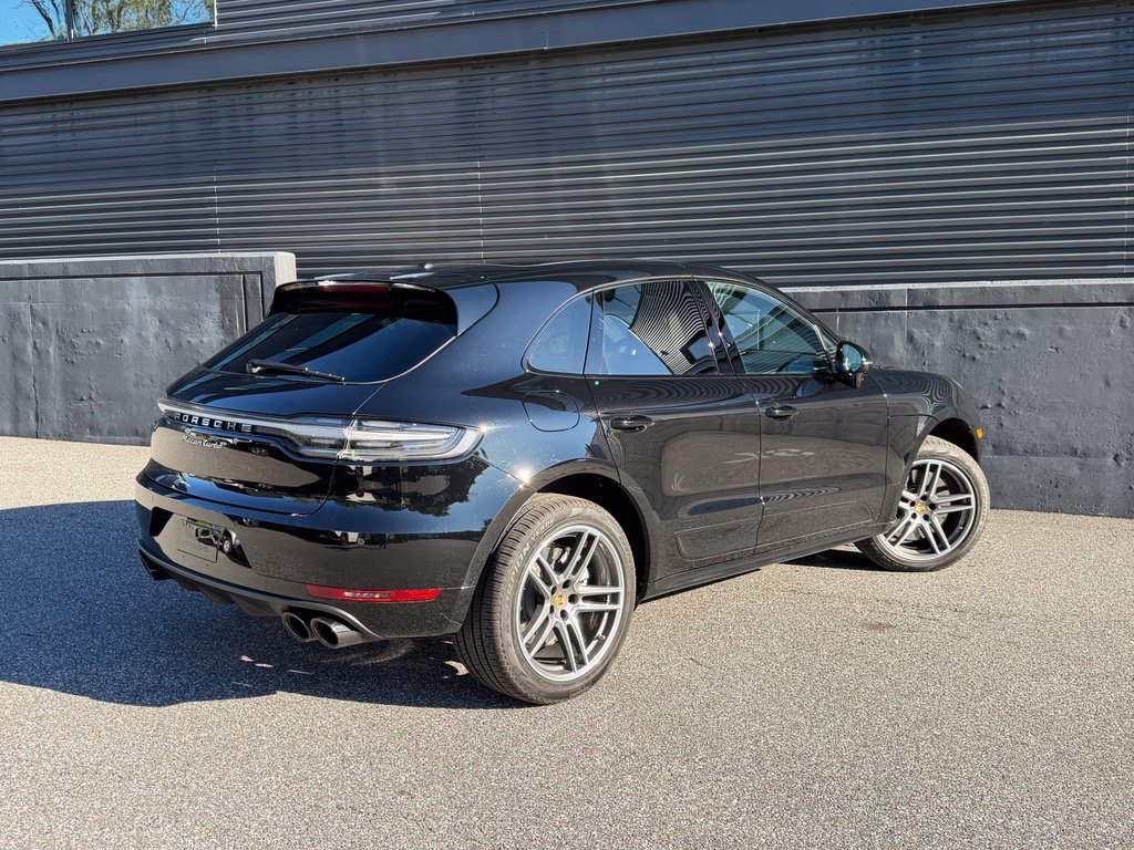 Certified 2021 Porsche Macan Turbo AWD/4WD image 10
