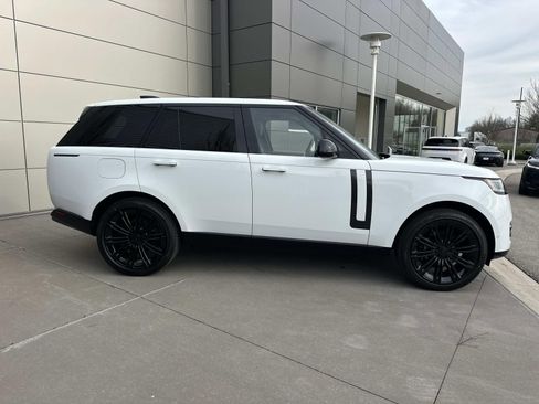 New 2026 Land Rover Range Rover SE AWD/4WD image 4