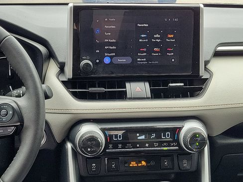 Used 2025 Toyota RAV4 XLE w/ Convenience Package FWD image 10