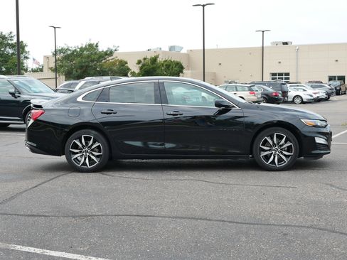 Used 2023 Chevrolet Malibu RS w/ LPO, Floor Liner Package image 6