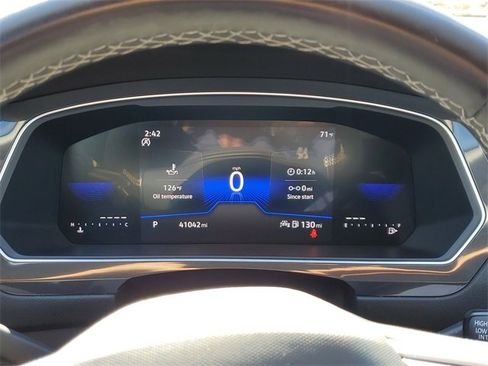 Certified 2024 Volkswagen Tiguan S image 24