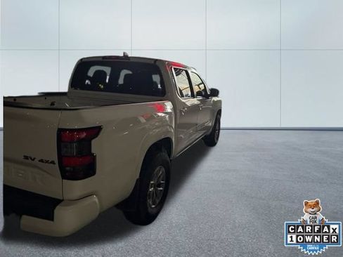 Used 2024 Nissan Frontier SV AWD/4WD image 11