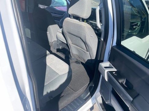 Used 2024 Ford F250 XLT w/ FX4 Off-Road Package image 8