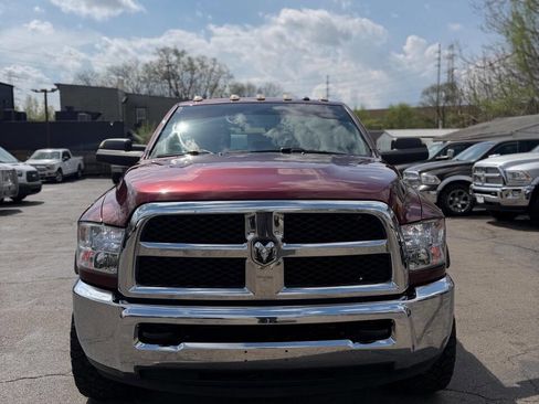 Used 2018 RAM 2500 Tradesman w/ Chrome Appearance Group image 3