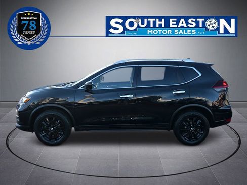 Used 2018 Nissan Rogue SV w/ Premium Package image 7