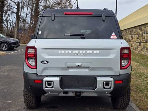 New 2026 Ford Bronco Sport Outer Banks w/ Sasquatch Outer Banks Package AWD/4WD image 10