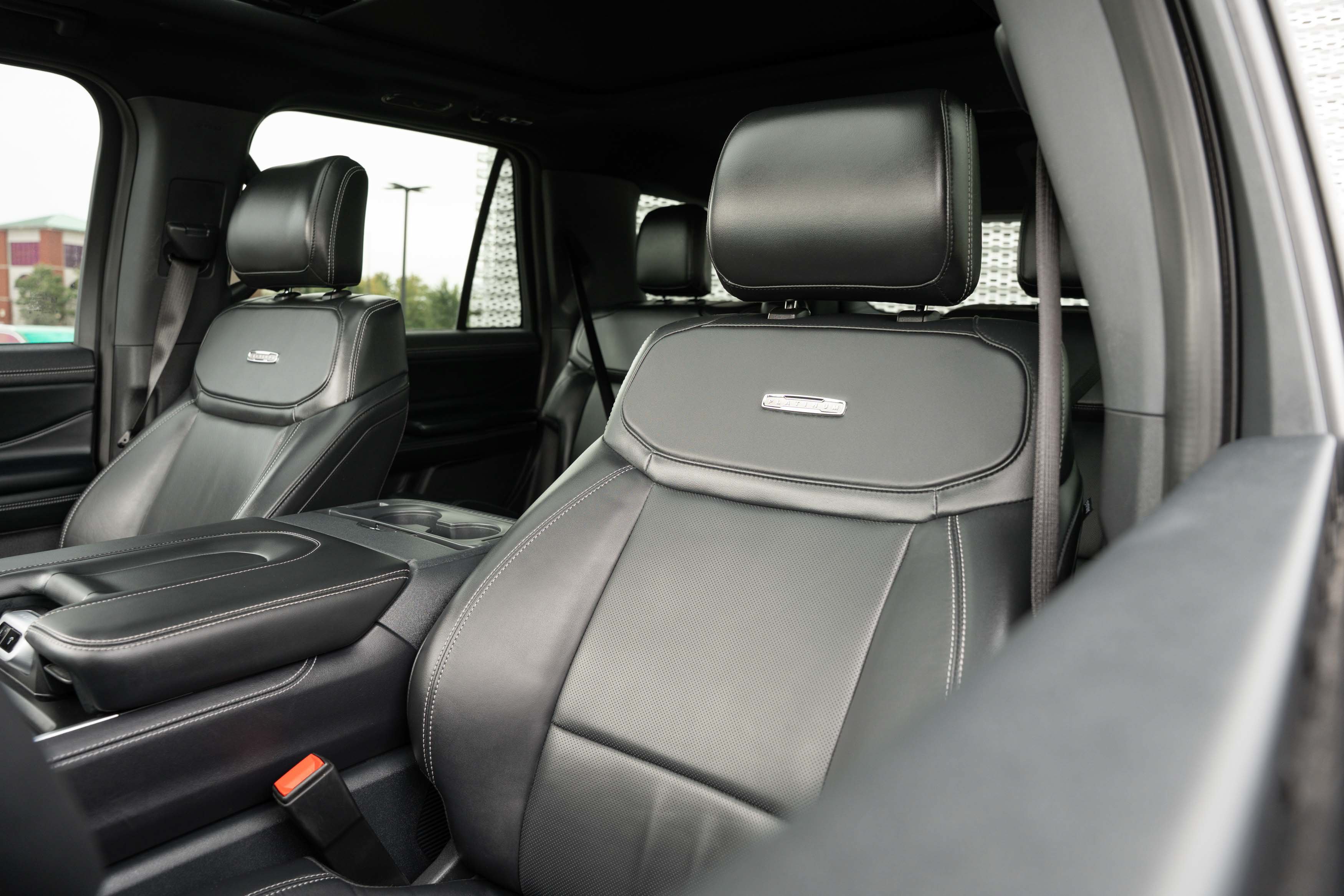 Used 2025 Ford Expedition Platinum w/ Stealth Performance Package AWD/4WD image 22