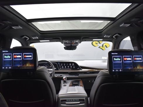 Used 2023 Cadillac Escalade Sport Platinum image 32