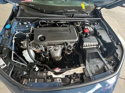 Used 2025 Honda Civic Sport image 30
