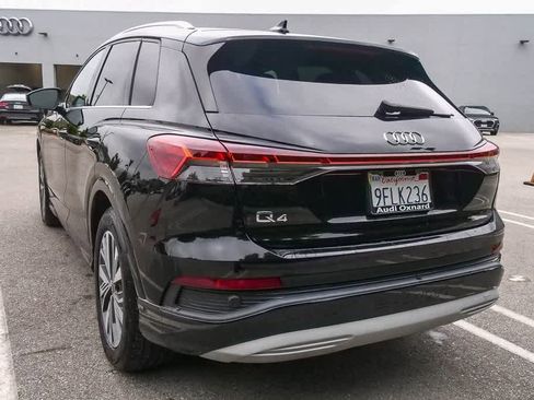 Used 2023 Audi Q4 e-tron Premium Plus w/ Premium Plus image 9