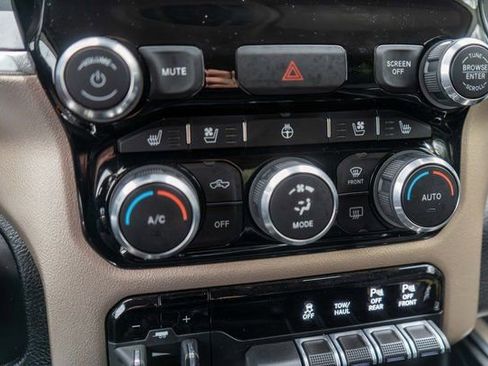 Used 2022 RAM 1500 Laramie AWD/4WD image 32