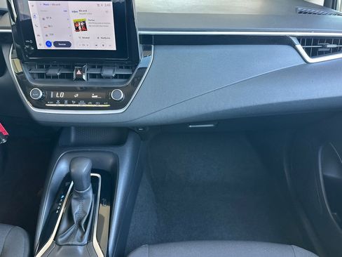 Used 2024 Toyota Corolla LE FWD image 14