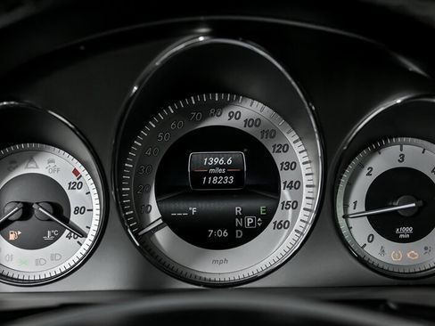 Used 2014 Mercedes-Benz GLK 250 BlueTEC 4MATIC image 24