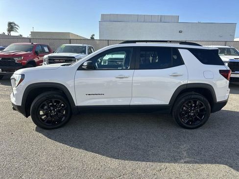 Used 2026 GMC Terrain Elevation w/ Black Edition image 7