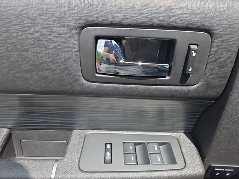 Used 2019 Ford Flex Limited w/ Equipment Group 301A AWD/4WD image 18