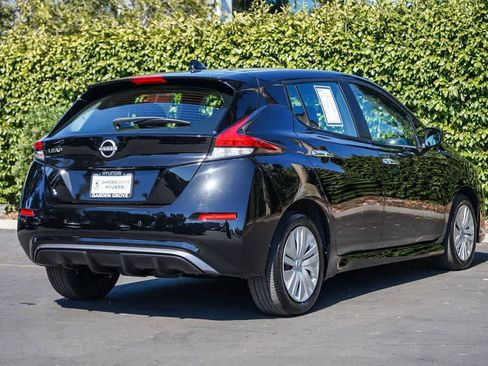 Used 2025 Nissan Leaf S FWD image 6