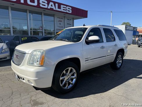 Used 2009 GMC Yukon Denali AWD/4WD image 3