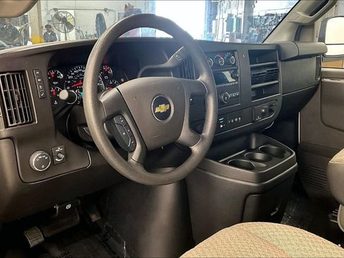 Used 2022 Chevrolet Express 2500 w/ Driver Convenience Package RWD image 13