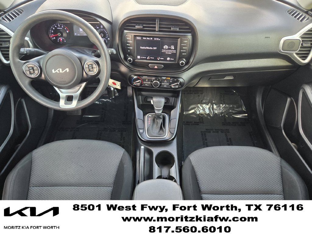 Certified 2022 Kia Soul LX w/ Technology Package FWD image 23