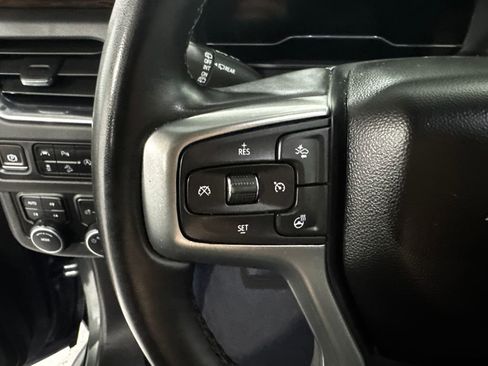 Used 2023 Chevrolet Suburban Premier AWD/4WD image 5
