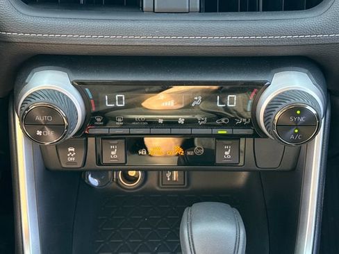Certified 2025 Toyota RAV4 XLE w/ Convenience Package AWD/4WD image 30