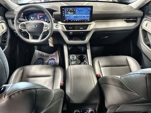 New 2026 Ford Explorer Active image 26