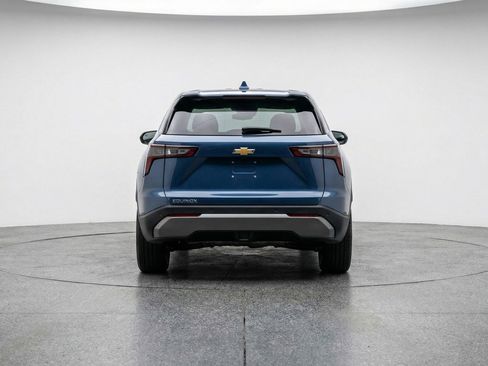 Used 2025 Chevrolet Equinox LT image 7
