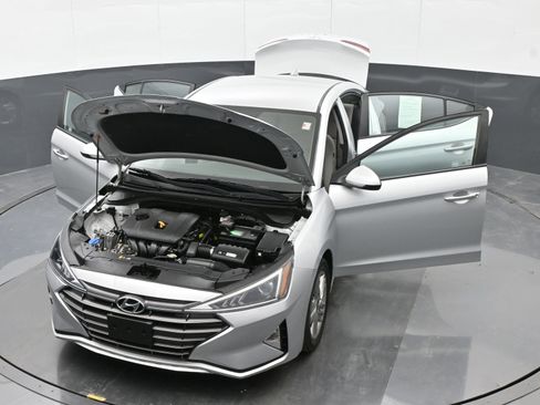 Used 2019 Hyundai Elantra SEL image 46
