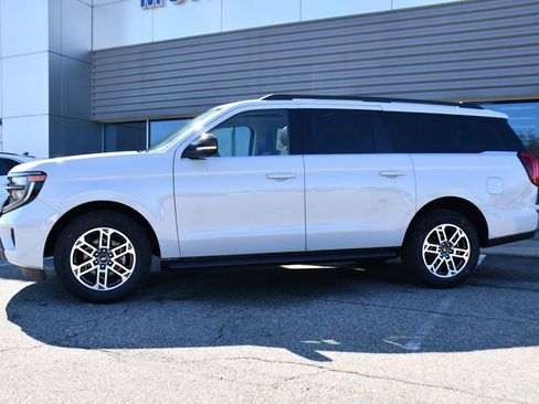 New 2026 Ford Expedition Max Active AWD/4WD image 2