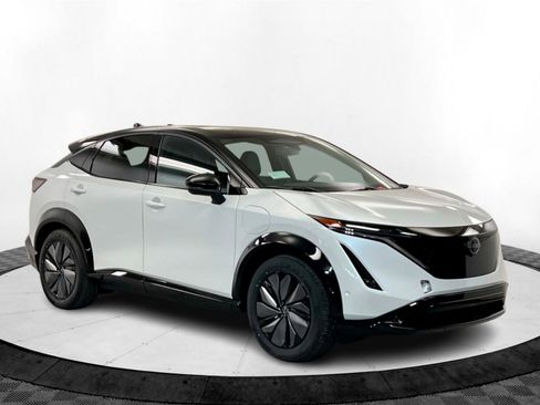 New 2025 Nissan Ariya Platinum image 7