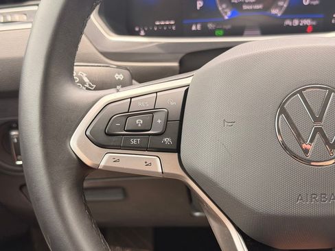 Used 2024 Volkswagen Tiguan Wolfsburg Edition AWD/4WD image 29