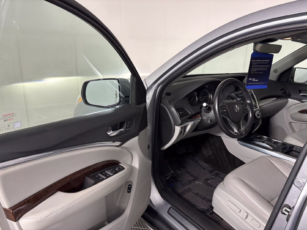 Used 2017 Acura MDX SH-AWD image 11