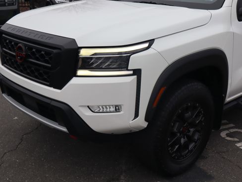 Used 2023 Nissan Frontier PRO-4X w/ Pro-4X Premium Package image 17