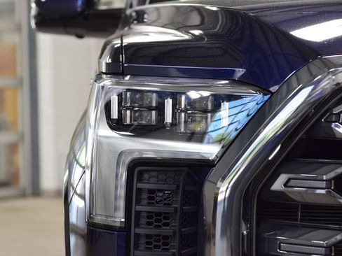 Used 2024 Toyota Tundra Platinum AWD/4WD image 10