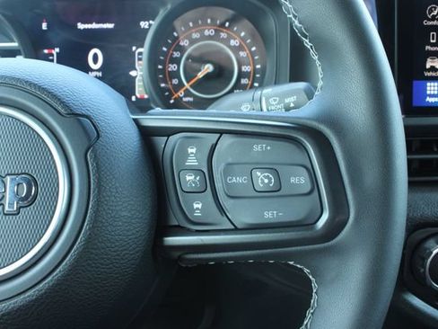 Used 2025 Jeep Wrangler Unlimited Sport AWD/4WD image 23