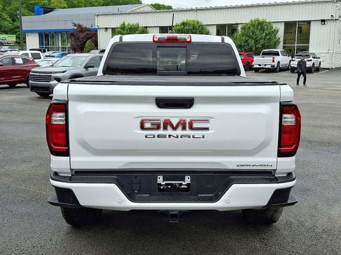 Used 2023 GMC Canyon Denali AWD/4WD image 5