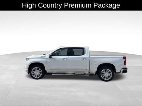 Certified 2025 Chevrolet Silverado 1500 High Country w/ High Country Premium Package AWD/4WD image 5