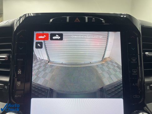 Used 2024 RAM 2500 Laramie w/ Night Edition image 11