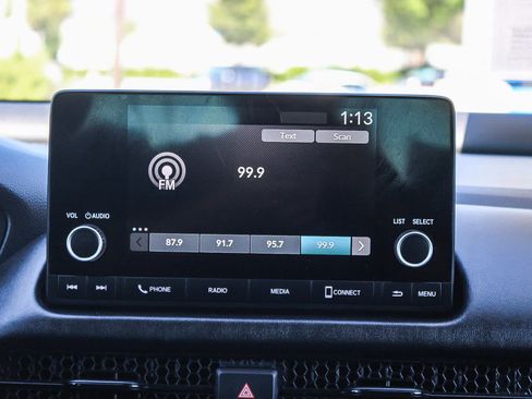 Certified 2025 Honda HR-V LX image 14