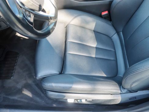 Used 2019 BMW 530i RWD image 16