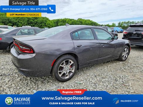 Used 2015 Dodge Charger SXT AWD/4WD image 4