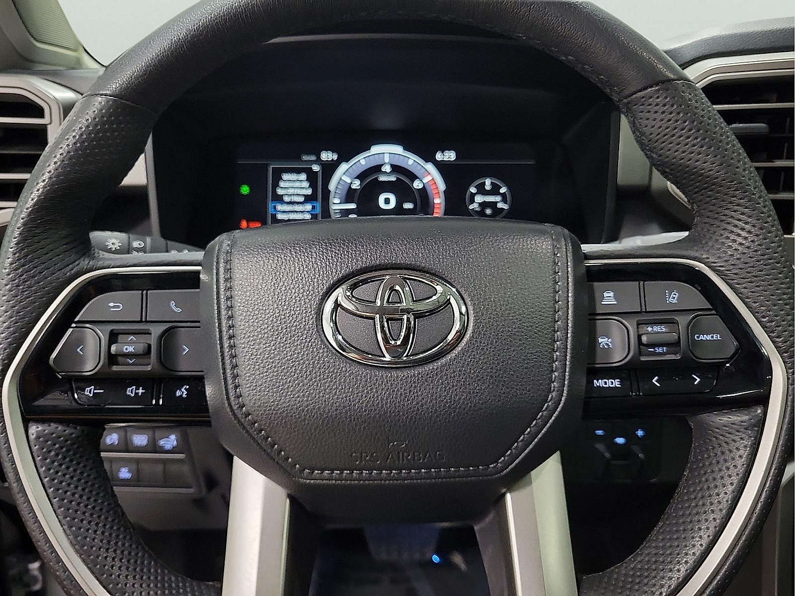 Used 2024 Toyota Tundra Limited AWD/4WD image 17