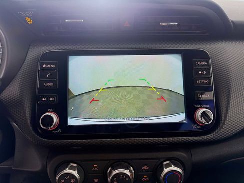 Used 2023 Nissan Kicks SV FWD image 11