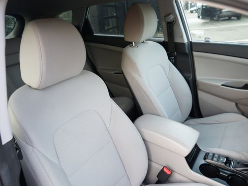 Used 2020 Hyundai Tucson SE image 26