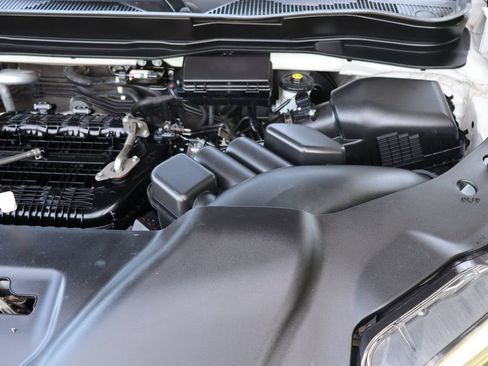 Used 2016 Honda Pilot Touring image 43