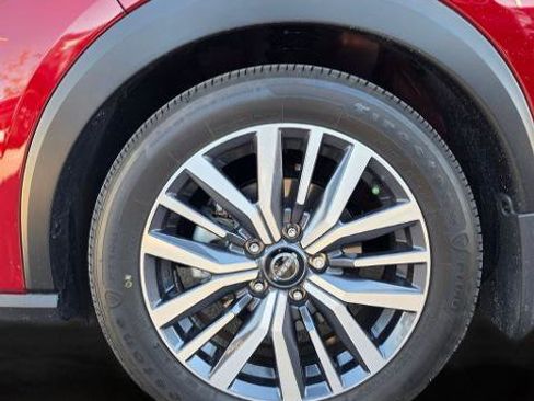 Certified 2024 Nissan Kicks SV image 28