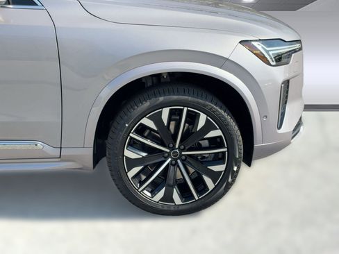 New 2026 Volvo XC90 B6 Plus w/ Protection Package Premier image 11