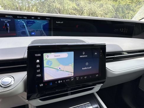 New 2026 Lincoln Nautilus Reserve AWD/4WD image 29