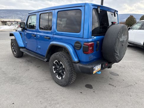 Used 2024 Jeep Wrangler Unlimited Rubicon 4xe image 6