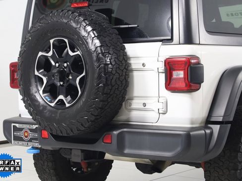 Used 2021 Jeep Wrangler Unlimited Rubicon 4xe w/ Dual Top Group image 45